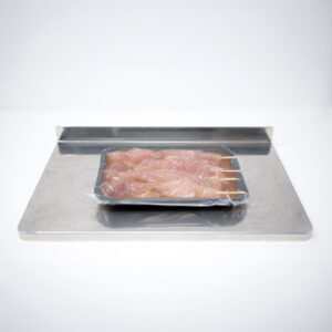 4 SOUVLAKI DE PORC AIL ET MIEL